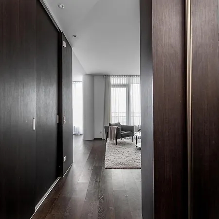 Apartment Cohost I Highrise 65m2 Apt W- Balcony And Garage Parking, Self Check-in Vilnius
