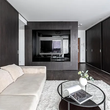 Cohost I Highrise 65m2 Apt W- Balcony And Garage Parking, Self Check-in וילנה