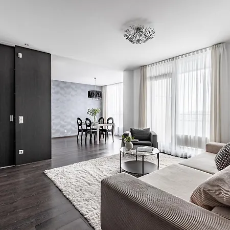 Cohost I Highrise 65m2 Apt W- Balcony And Garage Parking, Self Check-in Apartment Vilnius