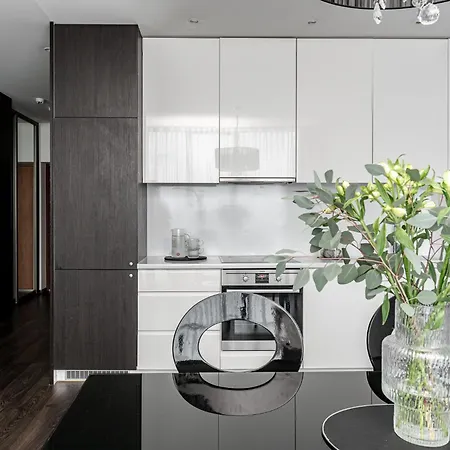 דירה Cohost I Highrise 65m2 Apt W- Balcony And Garage Parking, Self Check-in